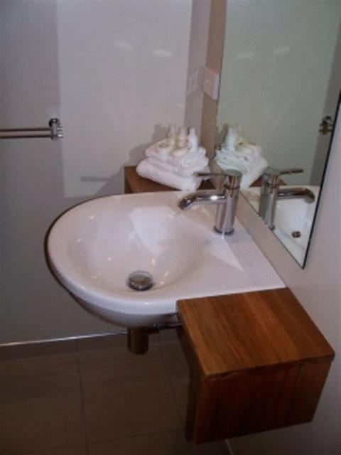ברוס ביי Mahitahi Lodge חדר תמונה